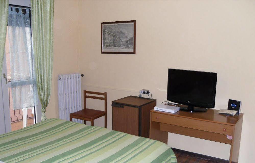Albergo Mancuso Del Voison Aosta Luaran gambar