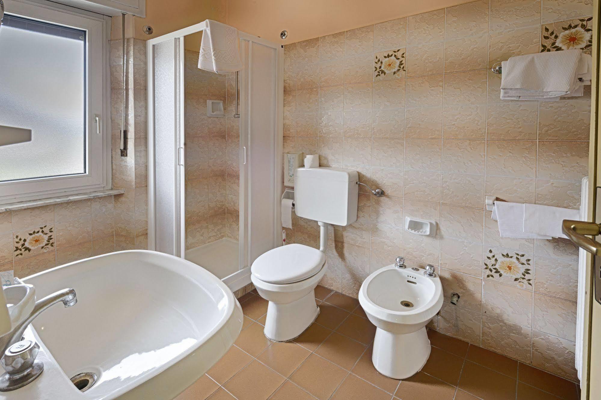 Albergo Mancuso Del Voison Aosta Luaran gambar