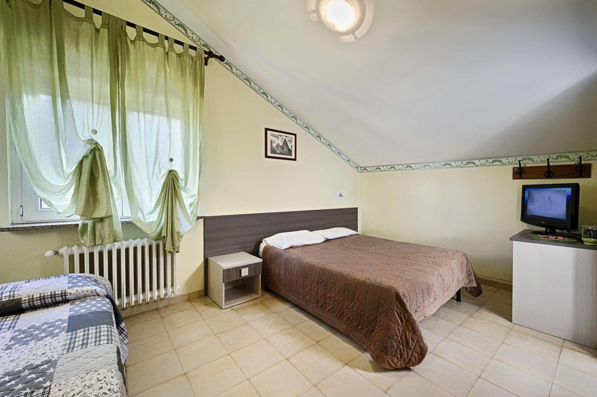 Albergo Mancuso Del Voison Aosta Luaran gambar